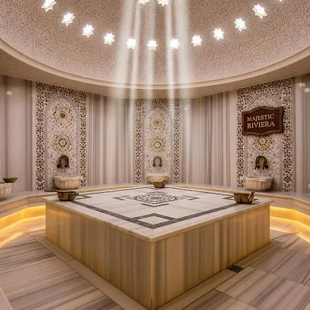 Majestic Aria Resort Hotel & Spa 酒店