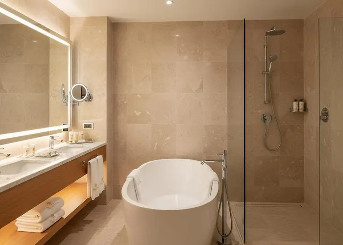 Majestic Aria Resort Hotel & Spa 酒店 阿拉尼亚