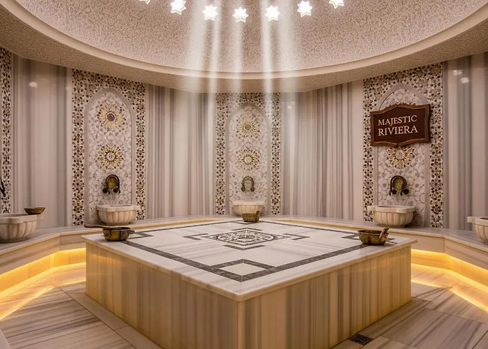 Majestic Aria Resort Hotel & Spa ホテル