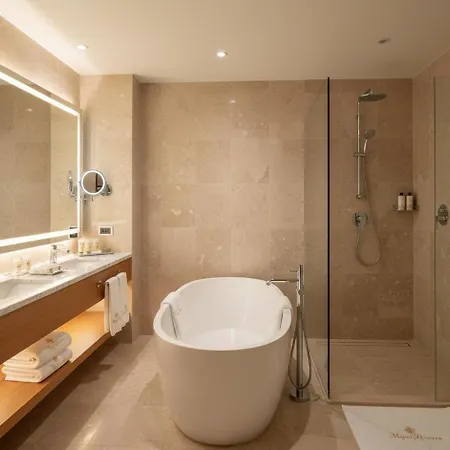 Majestic Rivera ホテル アランヤ